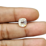 Yellow Sapphire - 3.67 Carat (4.03 Ratti)-Origin-Ceylon(Sri Lanka) - Image 4