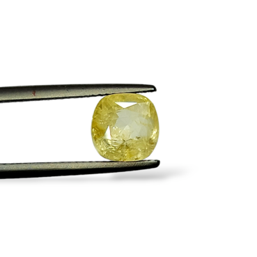 Yellow Sapphire - 4.04 Carat (4.43 Ratti)-Origin-Ceylon (Sri Lanka)