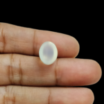 Moonstone Cat's Eye (Lahsuniya) - 5.21 Carat (5.72 Ratti)-Origin-India - Image 5